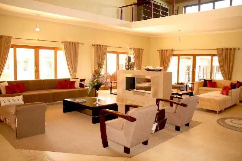 Pollards Inn Hotel, Kwantu Game Reserve