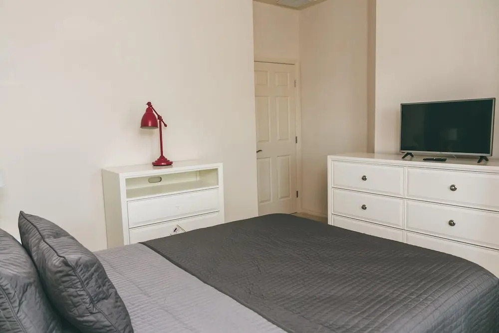 July Special Close to Disney WL 3 bed ID: 240128