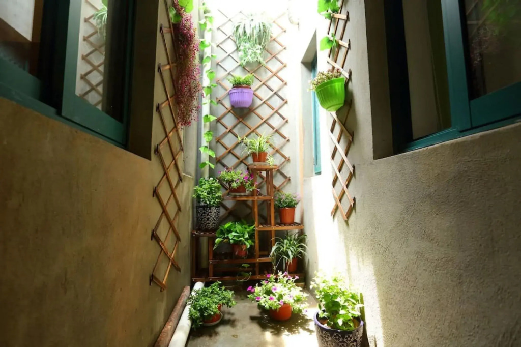 Wuzhen Jingyou Inn