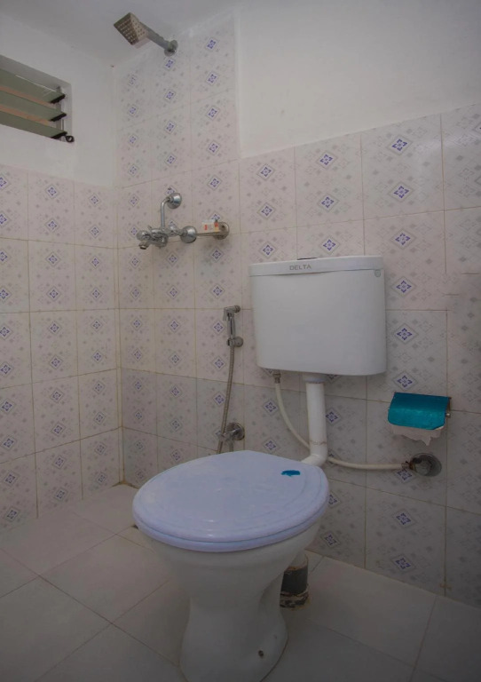 White Orchid Resort  By OYO Rooms