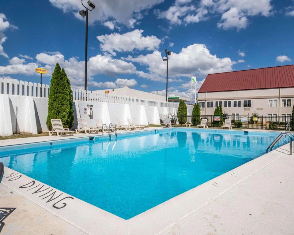 Quality Inn & Suites Elizabethtown