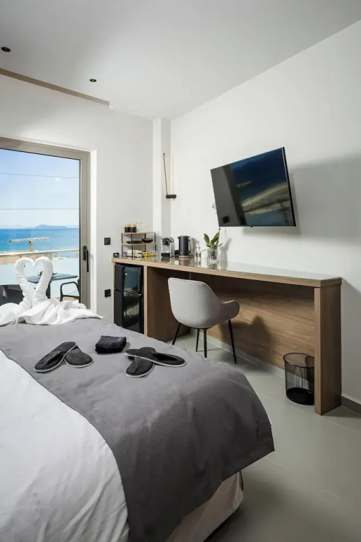 Luxury Sea View Apartment in Kolimvari