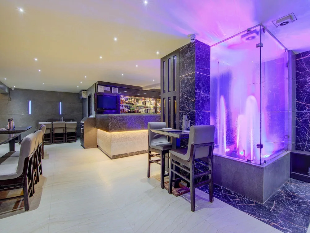 OYO 4266 Hotel Sagar