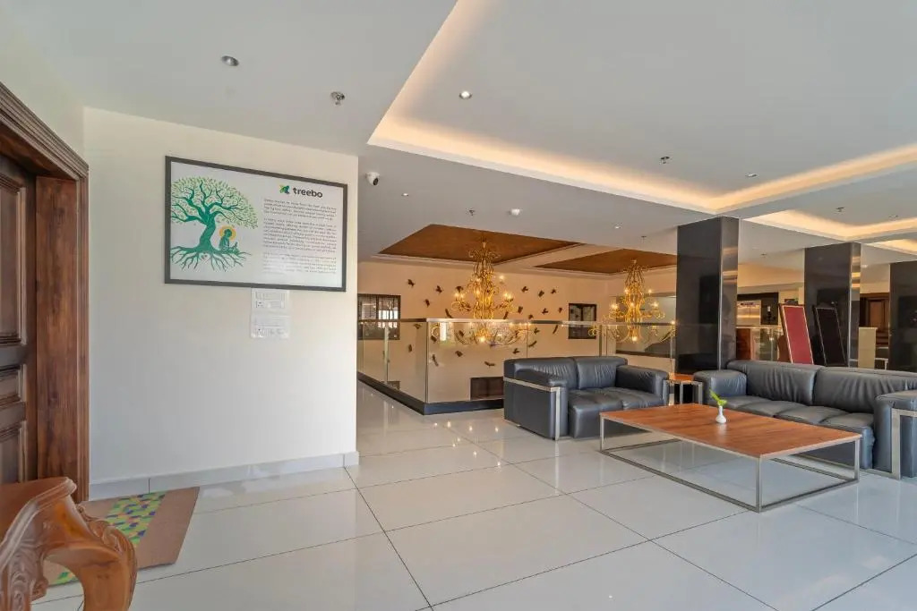 Treebo Premium Silva Lux