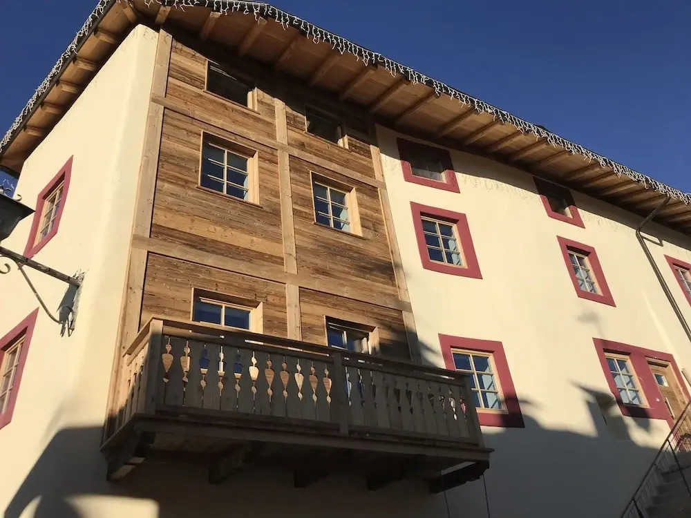 Grizzly Haus & Frosch Restaurant - Teritoria