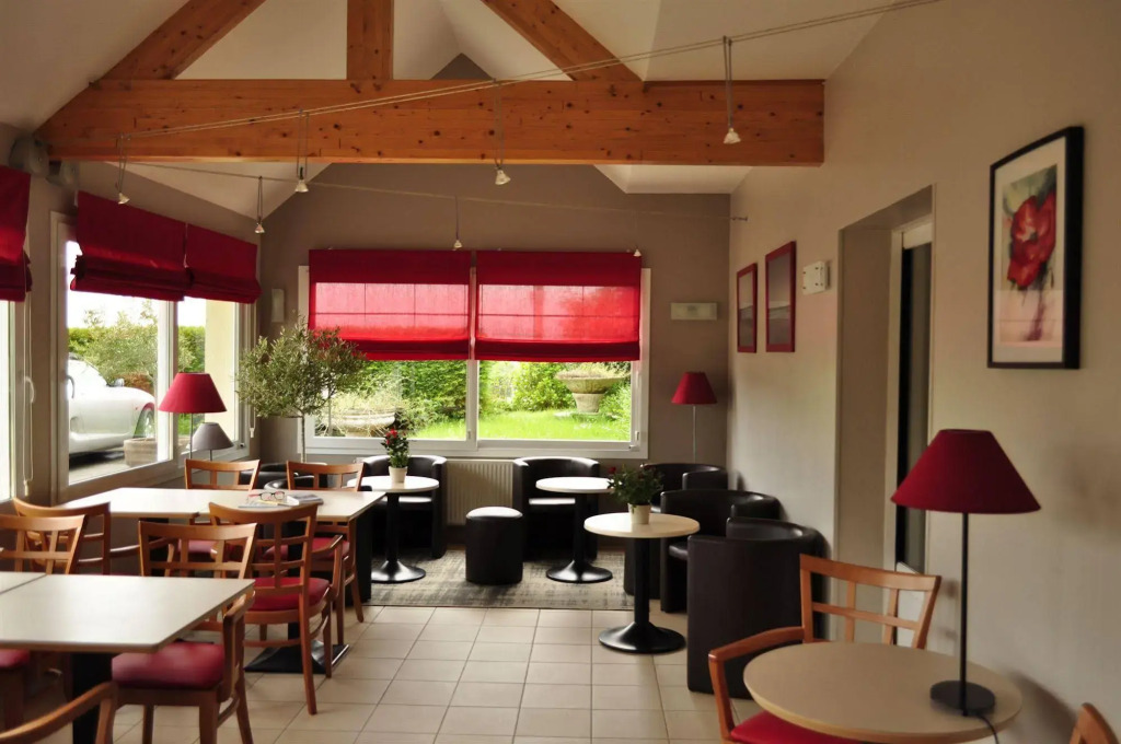 Logis Hôtel La Rosière----Situé entre BAYEUX et ARROMANCHES