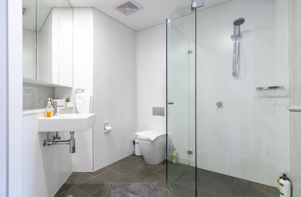 C16 Darling Harbour 2 BDR APT