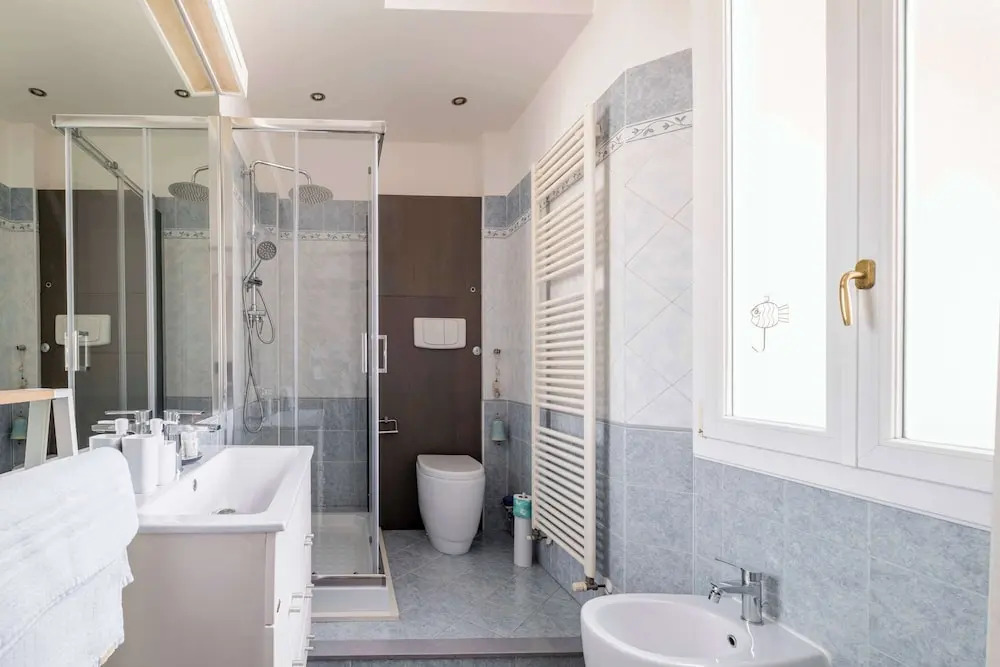 Casa Marion Stile e Comfort in un Elegante Dimora Bolognese