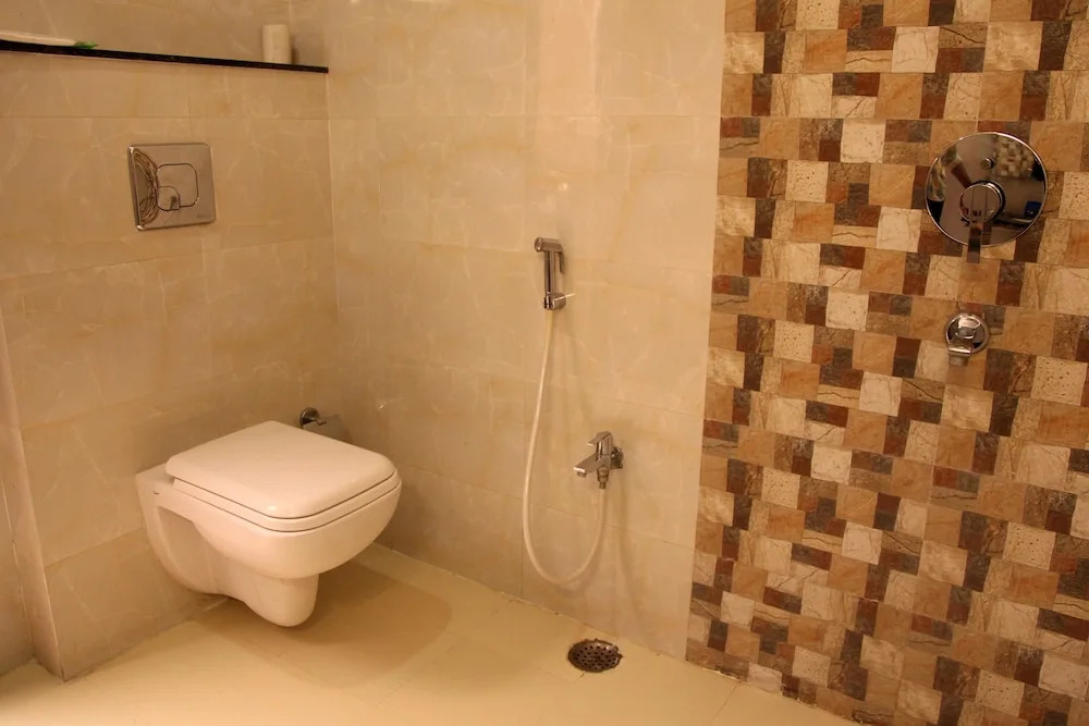 OYO 2244 Hotel Premiere Villa
