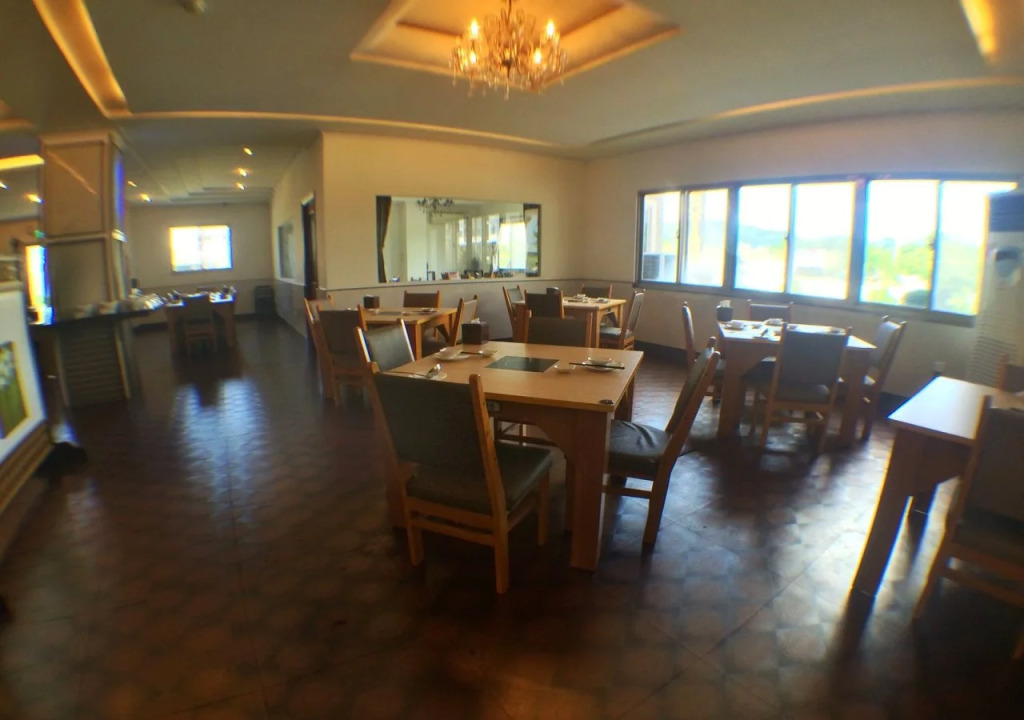 Grand Hoyah Hotel