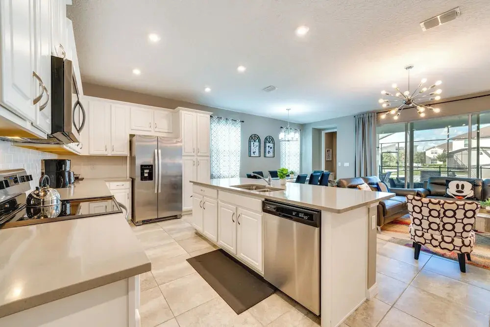 7 Mi to Wdw: Townhome w/ Private Pool