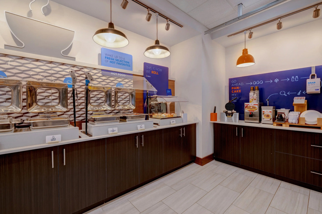 Holiday Inn Express & Suites - Ann Arbor - University South by IHG