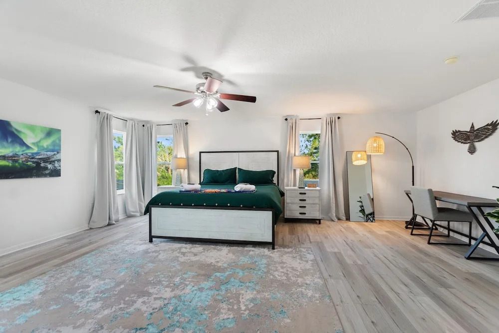World Showcase At Windwood Bay By Shine Villas