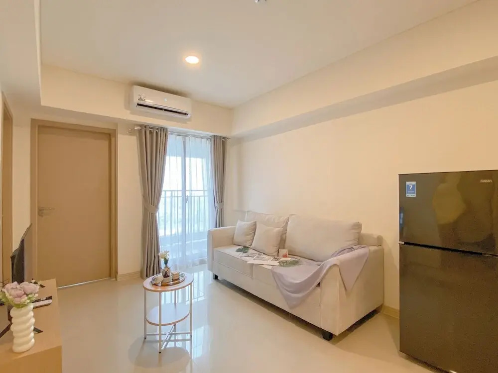 Tidy Warm Toned 2Br Apartment Meikarta