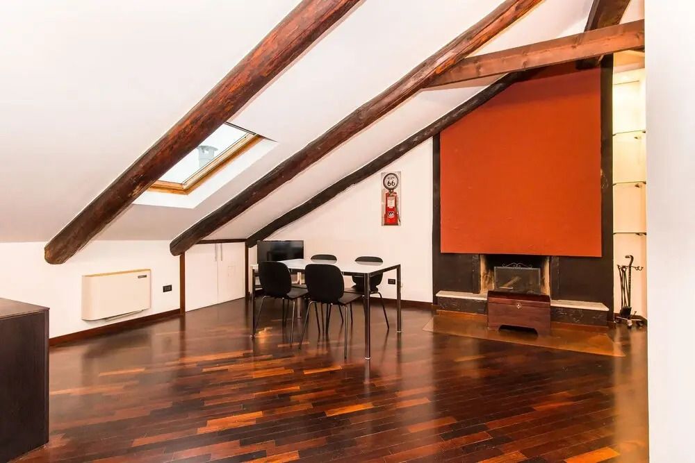 Cenisia Attic Apartment