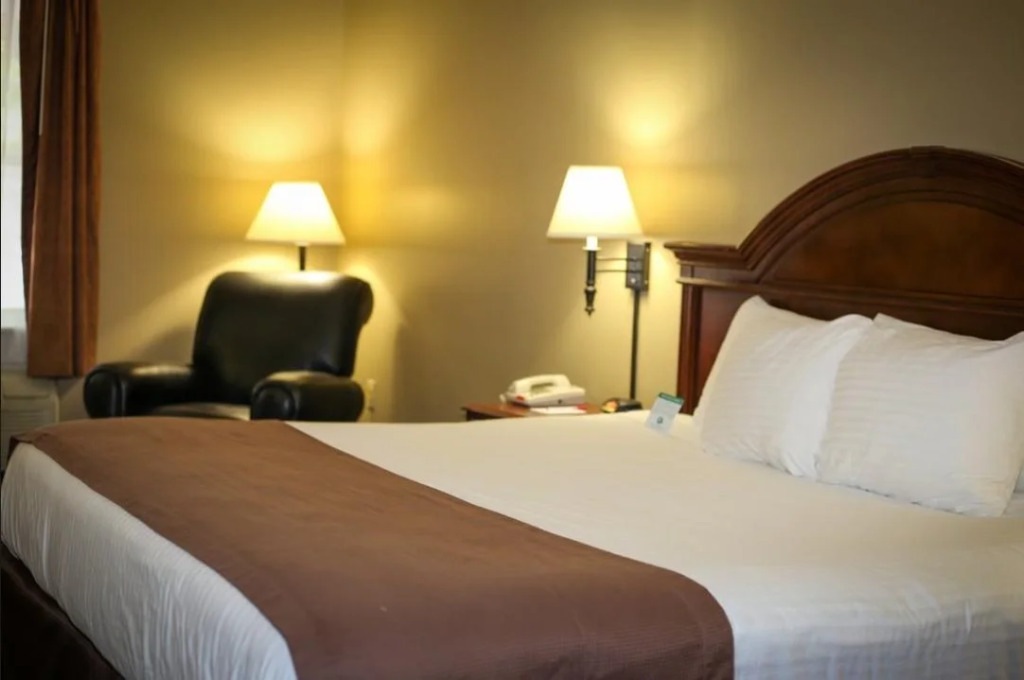 Breckinridge Inn