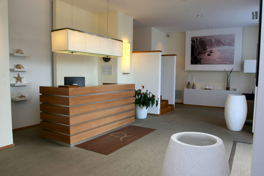 Rota Suites