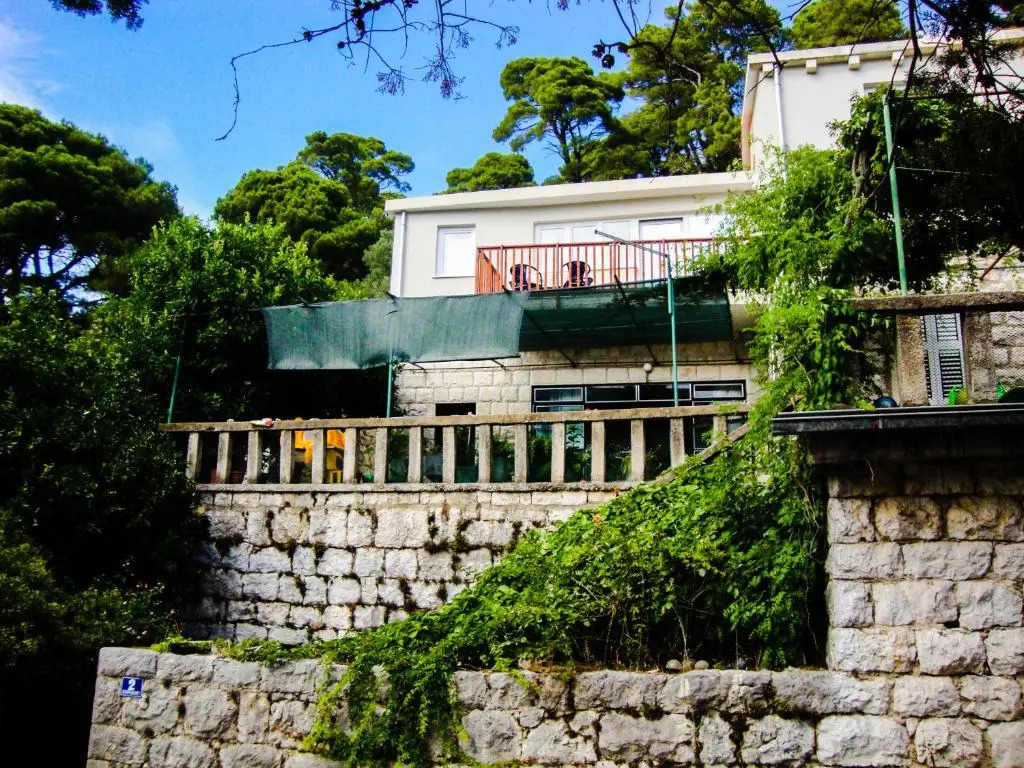 Apartments Hana