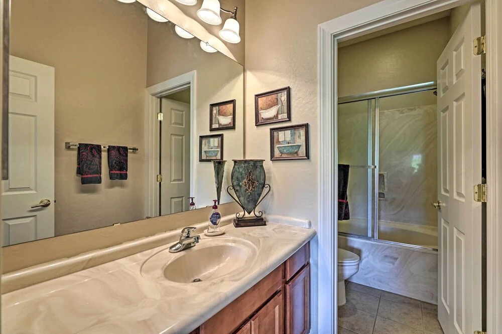 Golf Course View & Pool Access: Gold Canyon Gem