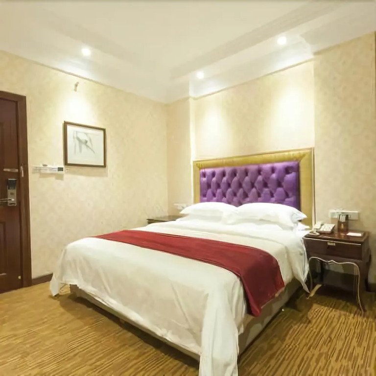 Super 8 Hotel