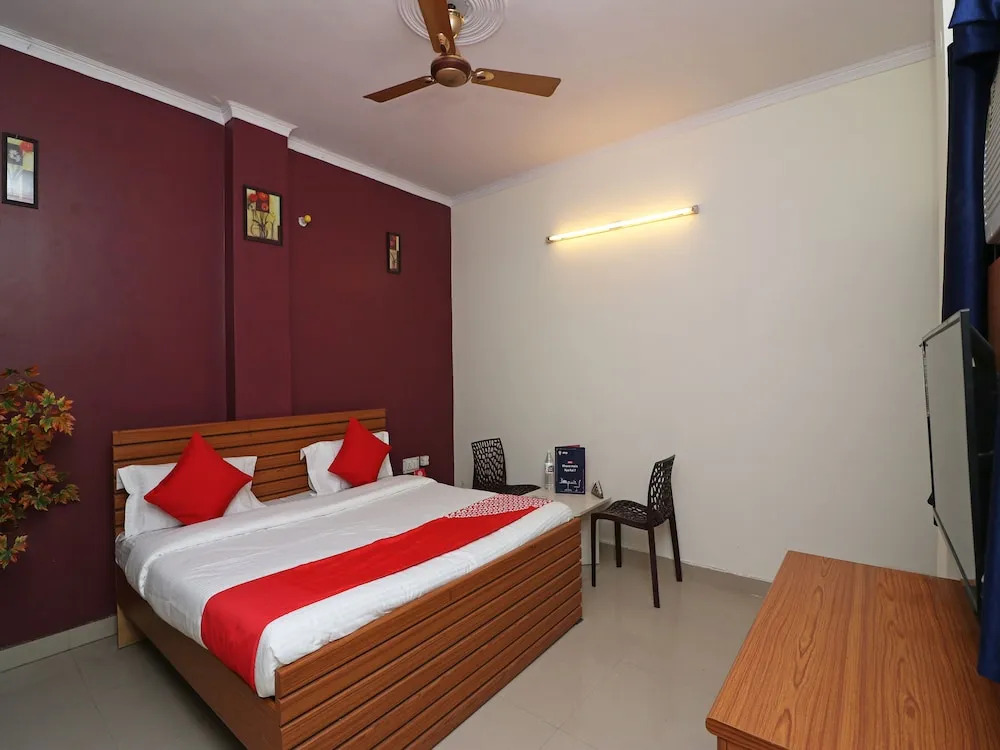 OYO 4787 Country Inn Stay