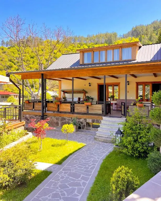 Guest House Borjomi Verde