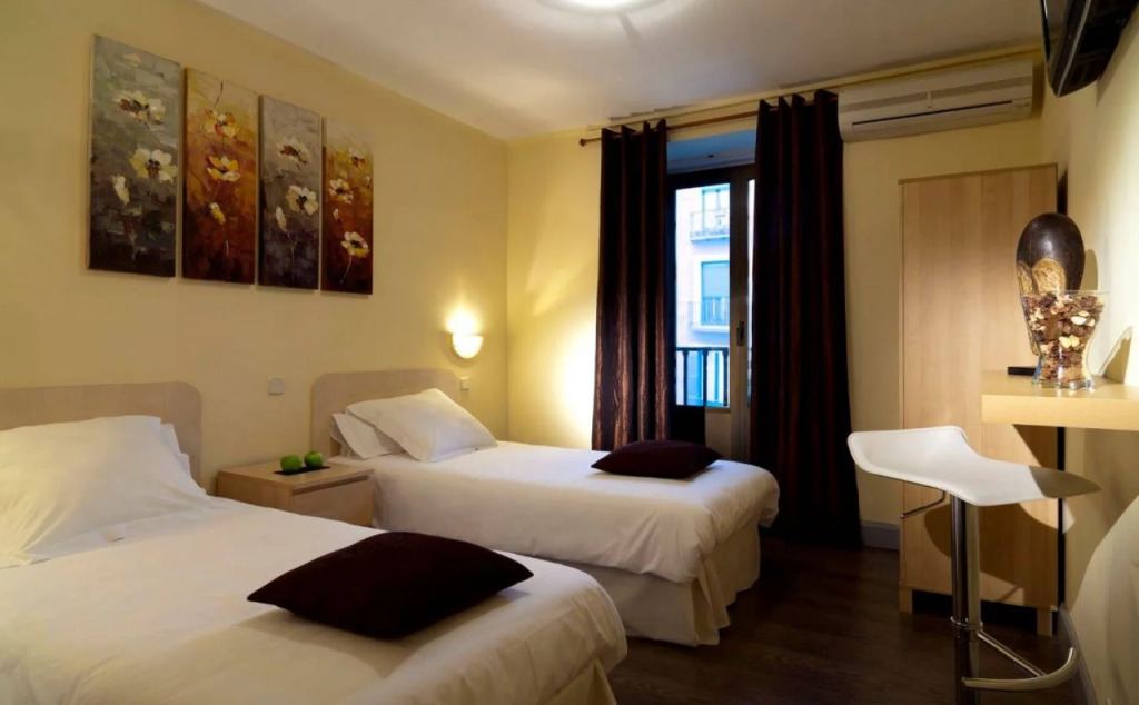 THC Bergantin Hostel