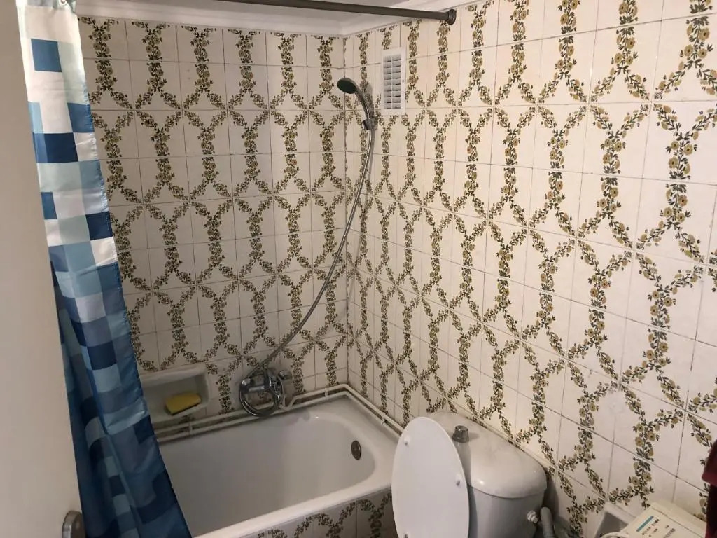 Metaxourgio spacious two bedroom apartment