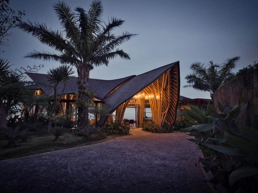 Отель Elevate Bali