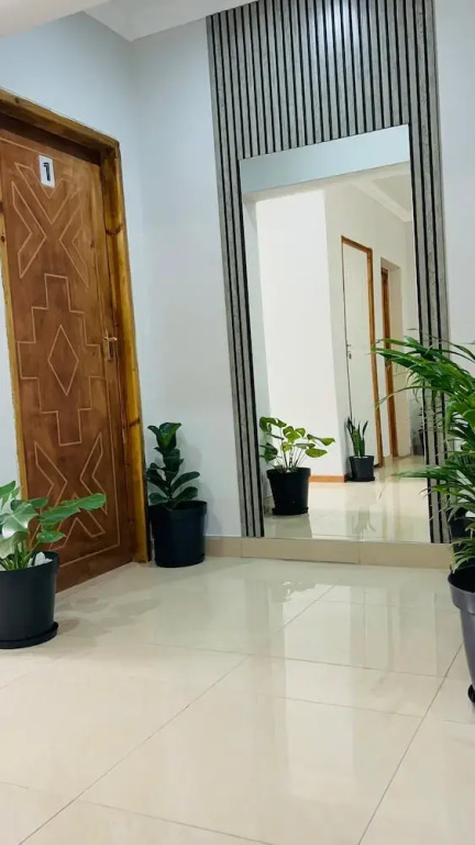 P Wake Luna Guesthouse