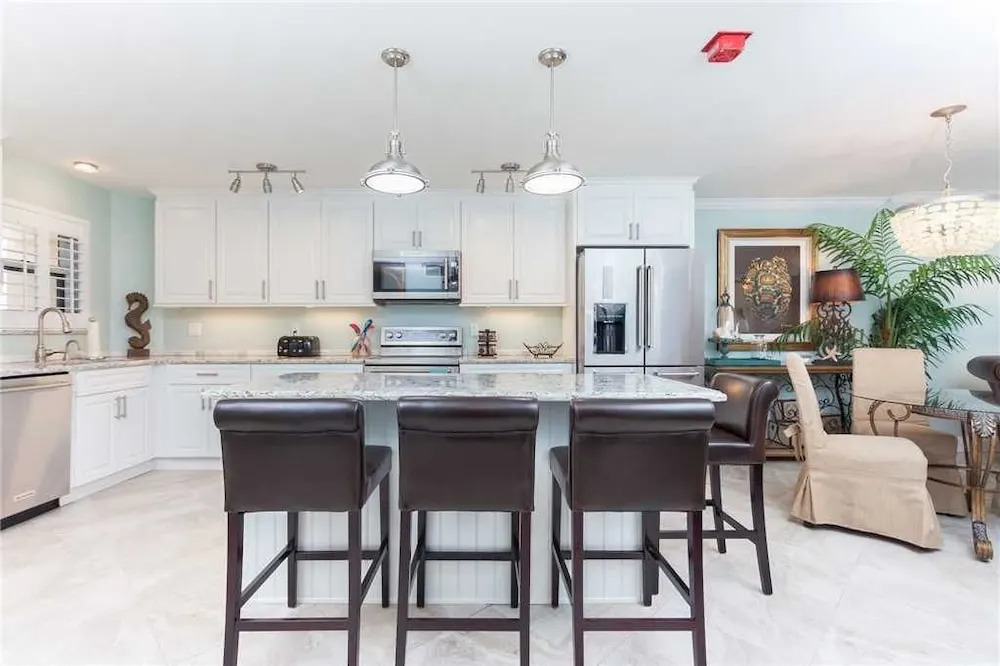 Shores Club 1104 - Two Bedroom Condo