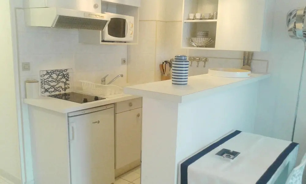 Studio in Collioure, With Wonderful sea View and Furnished Balcony - 2