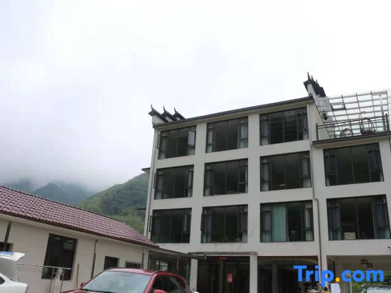 Yixian Yiyuan Homestay