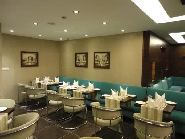 Gex X Corporate Regency 1589