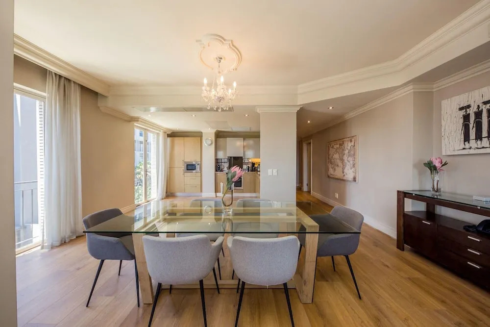 Green Point Apartment Walking Distance to Stadium 407 Royal