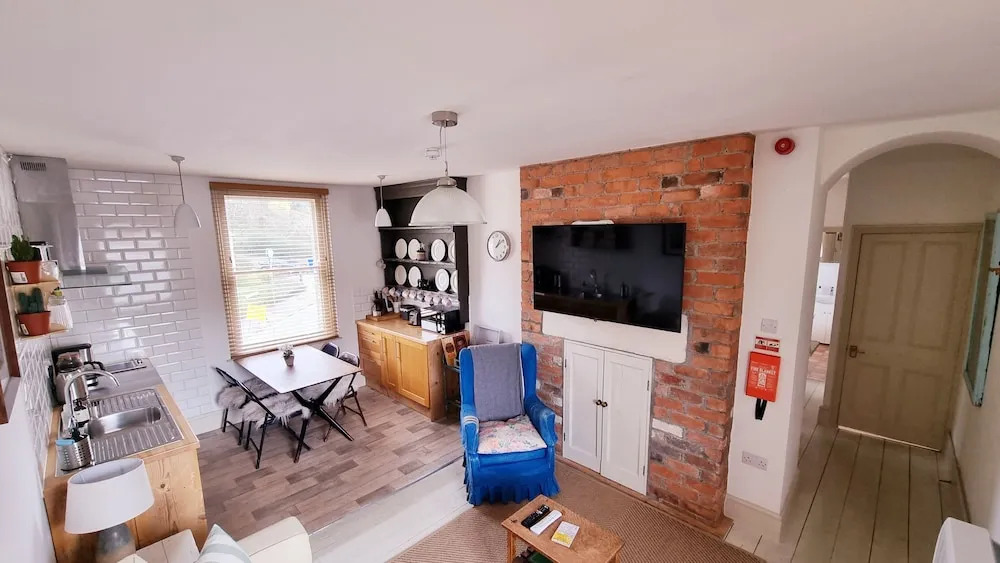 Stylish Town Centre Apartments