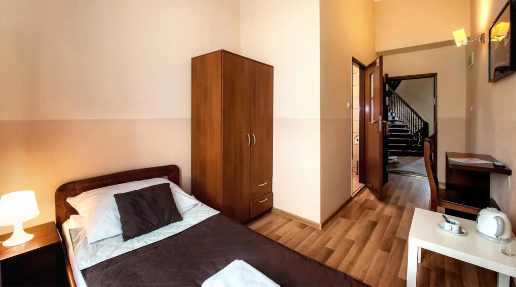 Station Aparthotel