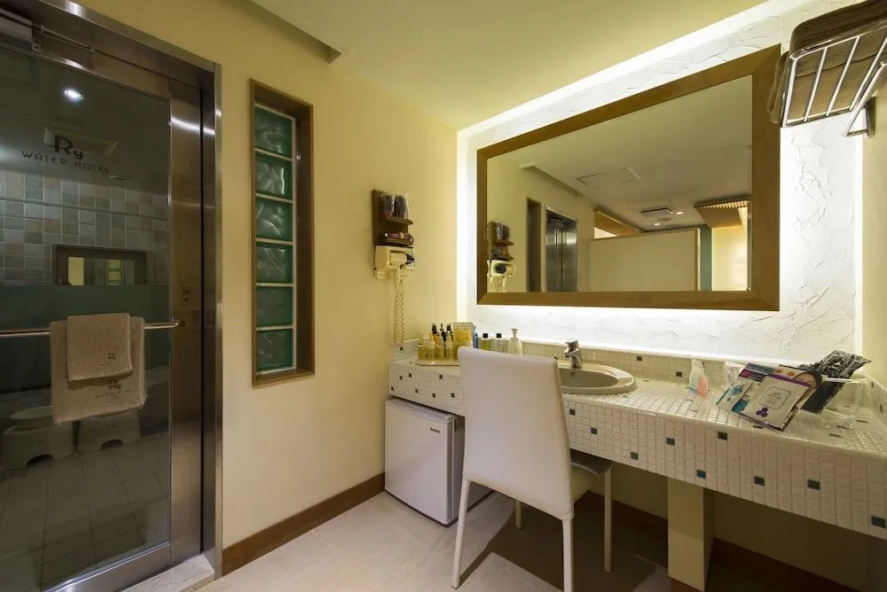 Water Hotel Ry - Adults Only