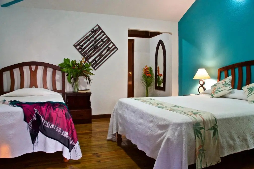 Seagrape Plantation Resort & Dive Center