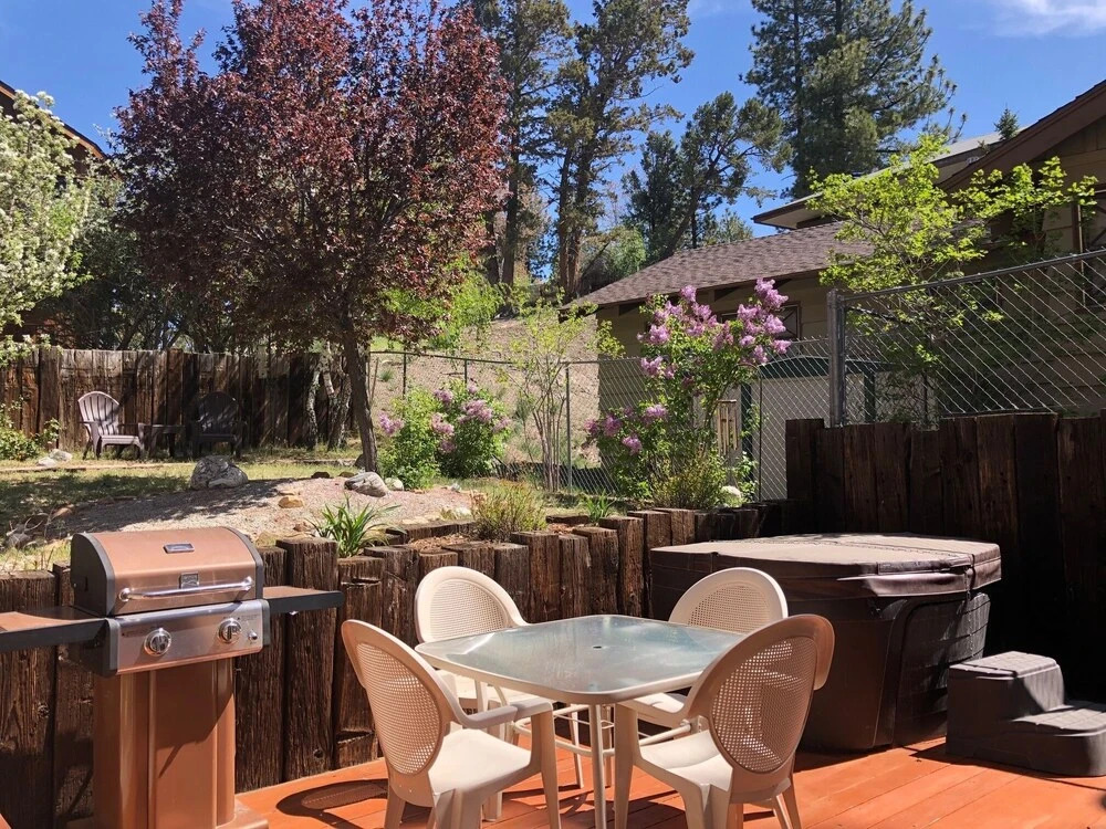 Cabin In The Pines - A Cozy Home Among The Pines With Hot Tub, Bbq, Fenced Yard! 2 Bedroom Home