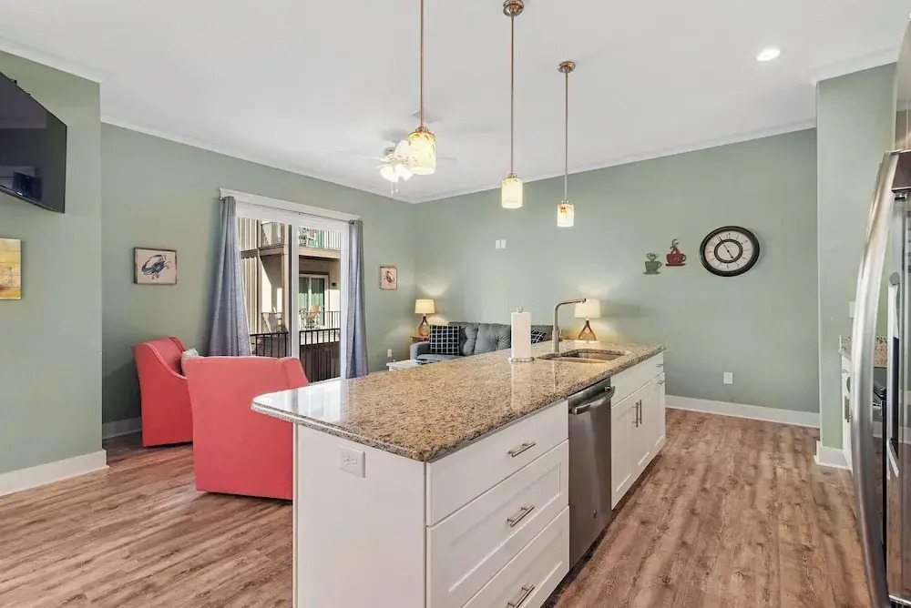 Little Lagoon Cottage for 8 - Free Activities