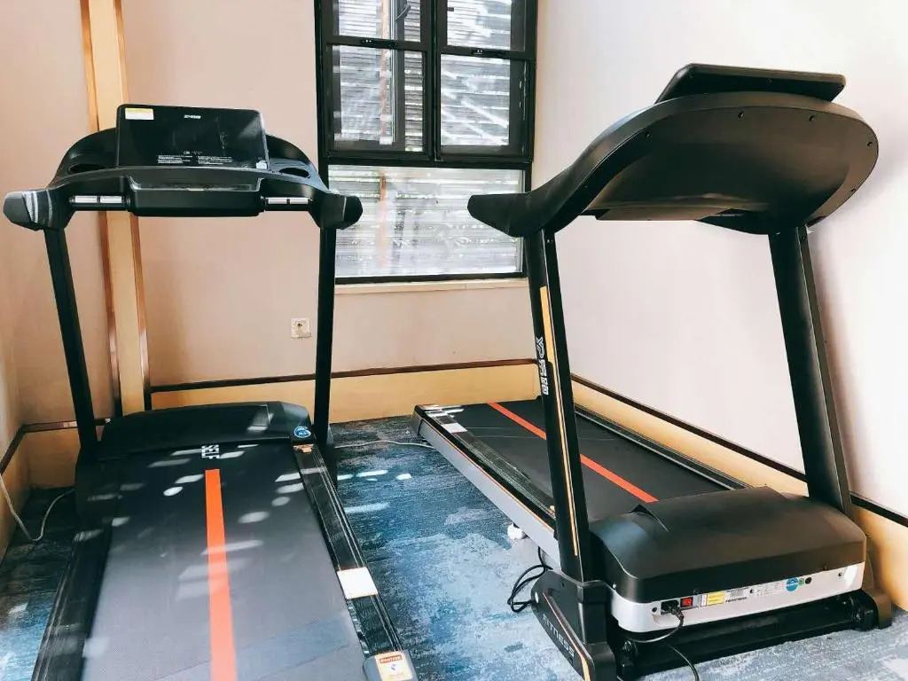 Mengguo Hotel Zhuqiao Town
