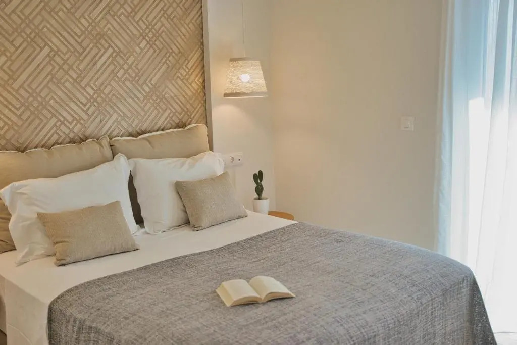 Aeolia suites