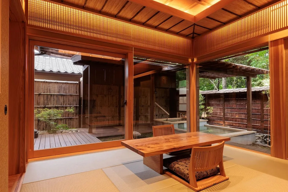 Ryokan Gensuiro