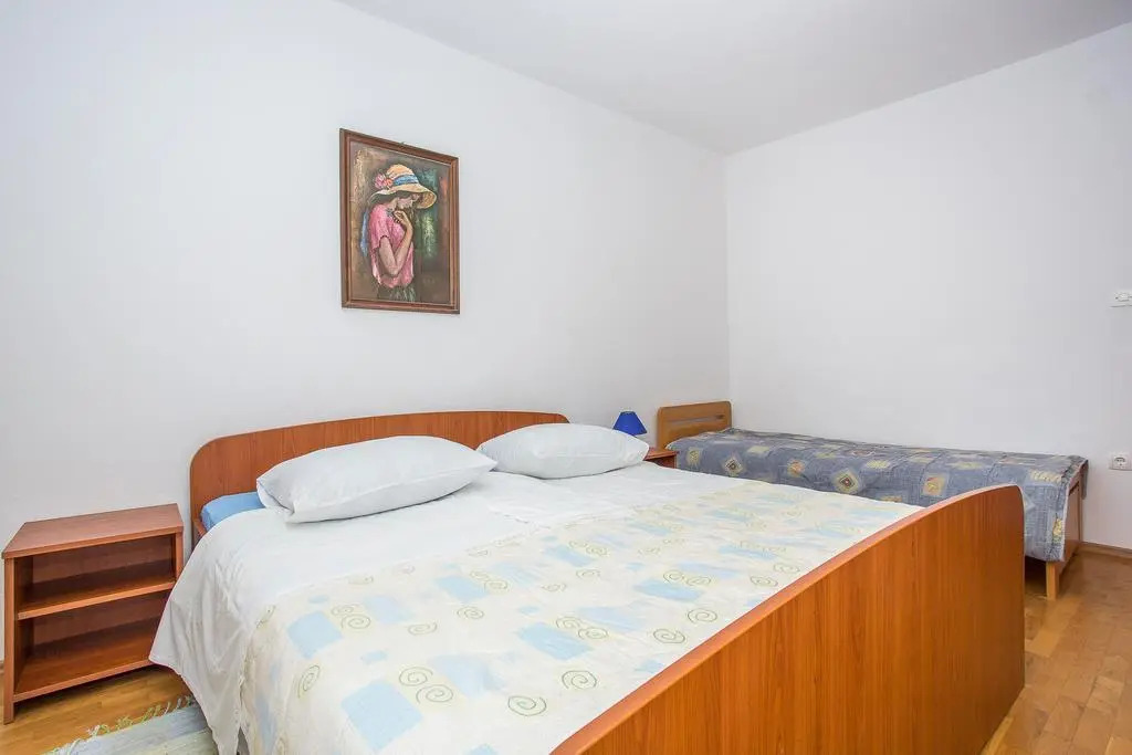 Apartments Korina 2866