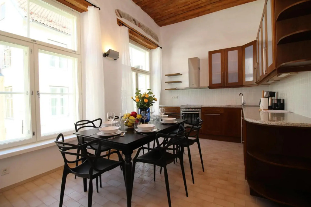 Tallinn City Apartments 2 bedroom & 2 bathroom luxury property with balcony in Old Town