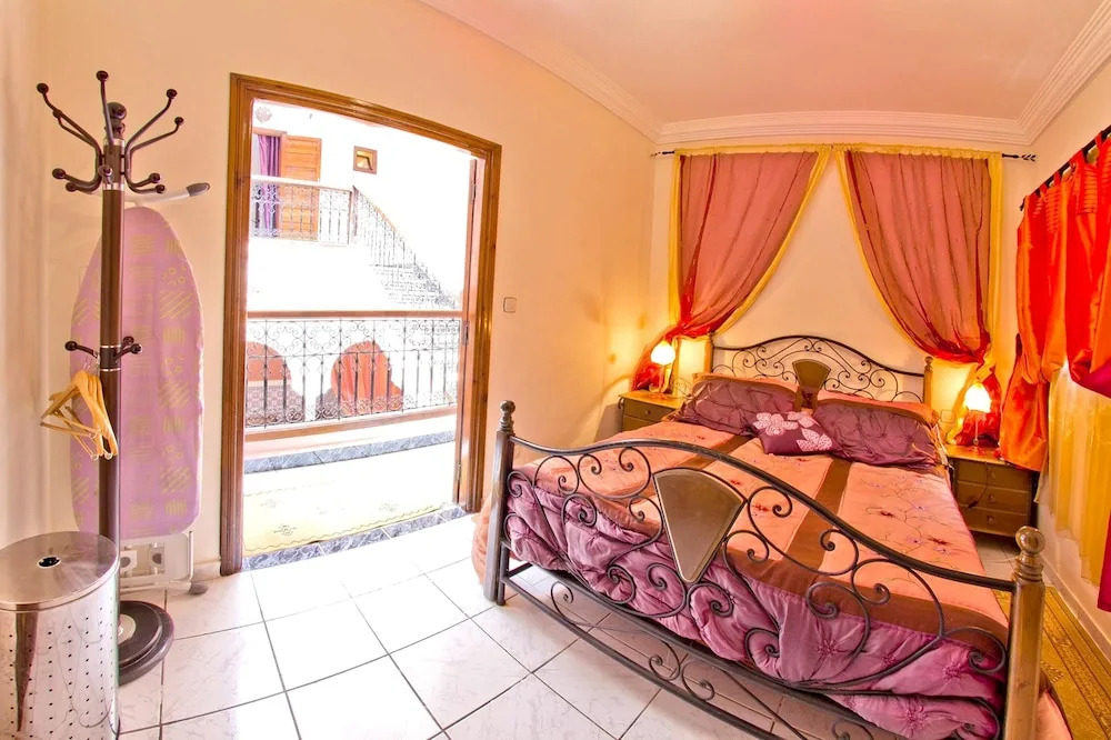 Apartment with 3 Bedrooms in Marrakesh, with Pool Access, Enclosed Garden And Wifi