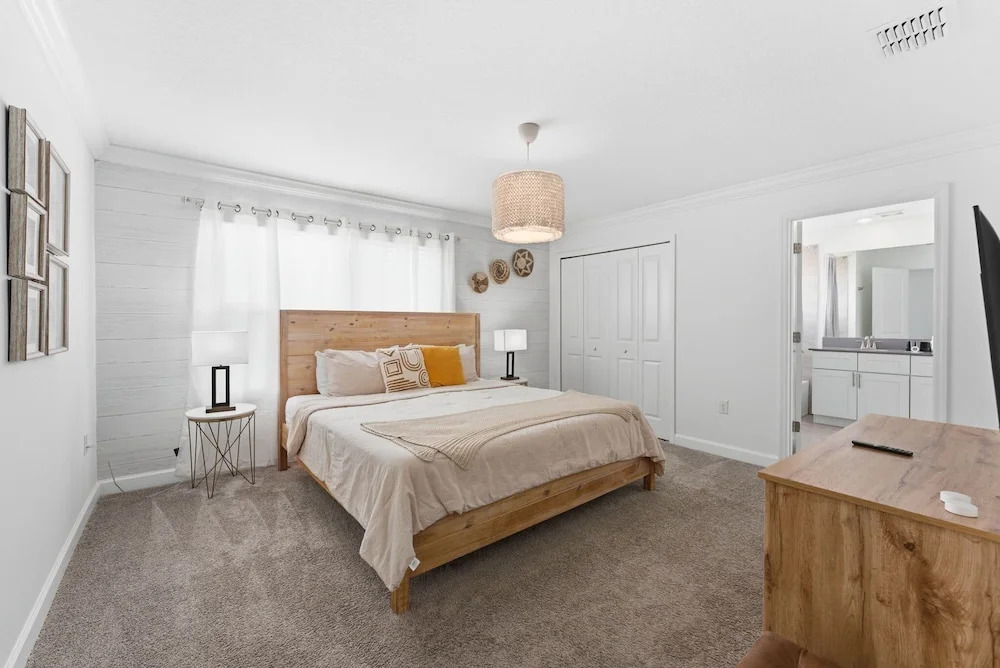 Chic 4BR Disney Retreat With Pool, Mickey Rooms
