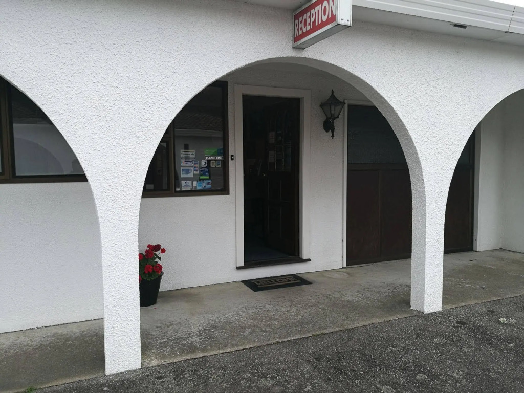 Hacienda Motel