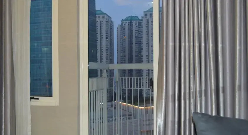 M Royal Mediterania Apartment